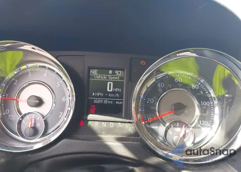 2015 Chrysler Town & Country Touring from USA, damaged, VIN 2C4RC1BG1FR570893